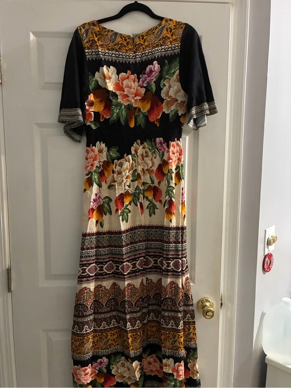 Gorgeous FARM Rio Black & Cream Maxi Dress with Multicolor Floral Print NWT - Picture 3 of 10